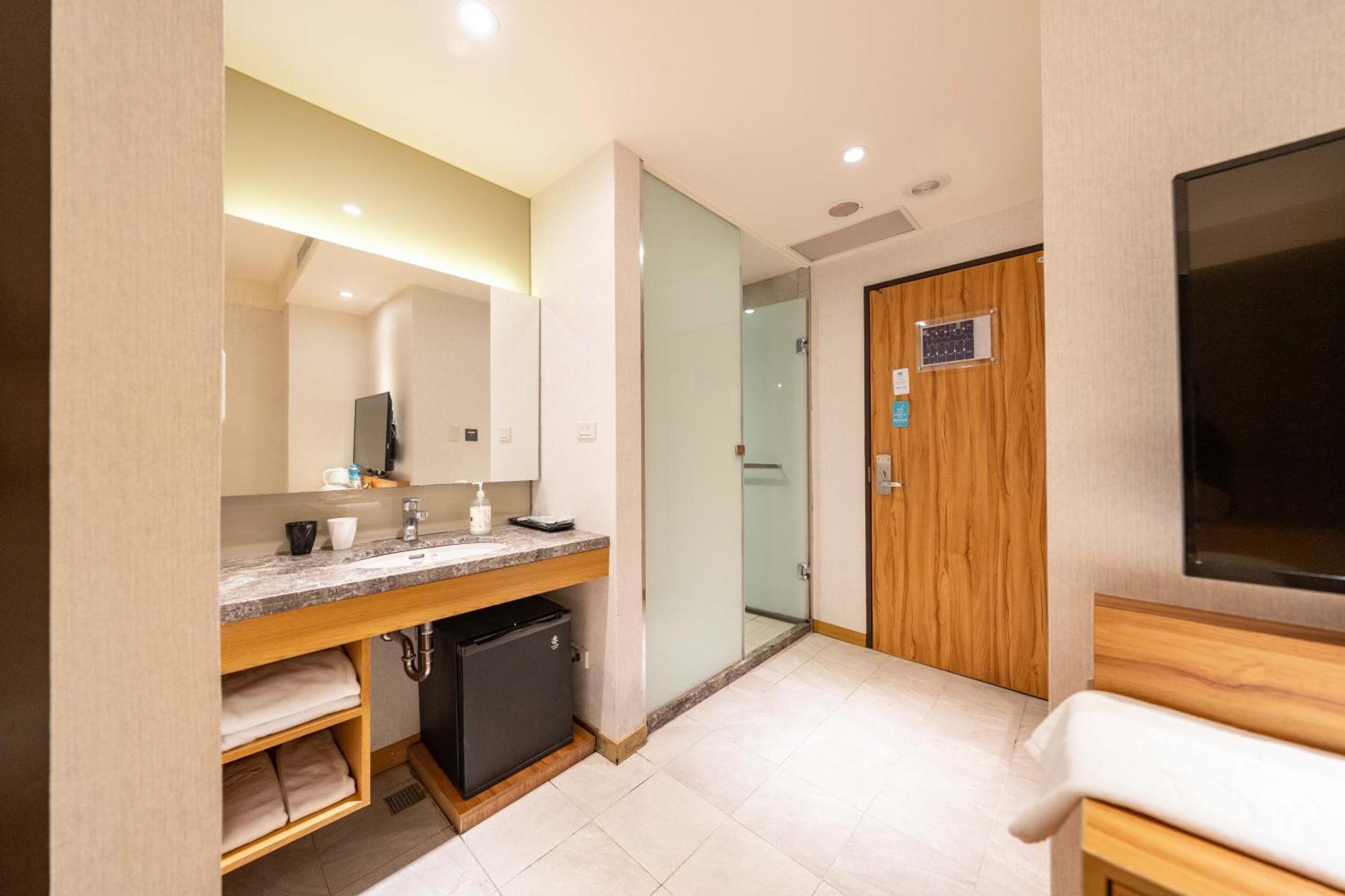 雲富大飯店 Hotel Cloud-Zhongshan Taipei Extérieur photo